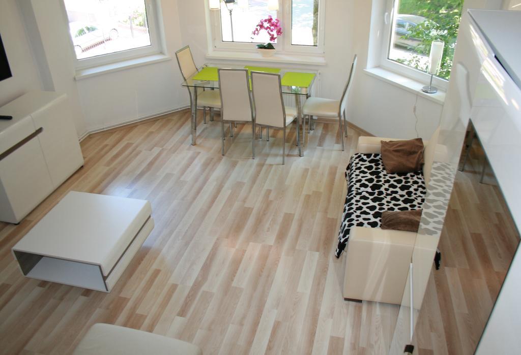 מידזיזדרויה Apartament Light & Bright מראה חיצוני תמונה